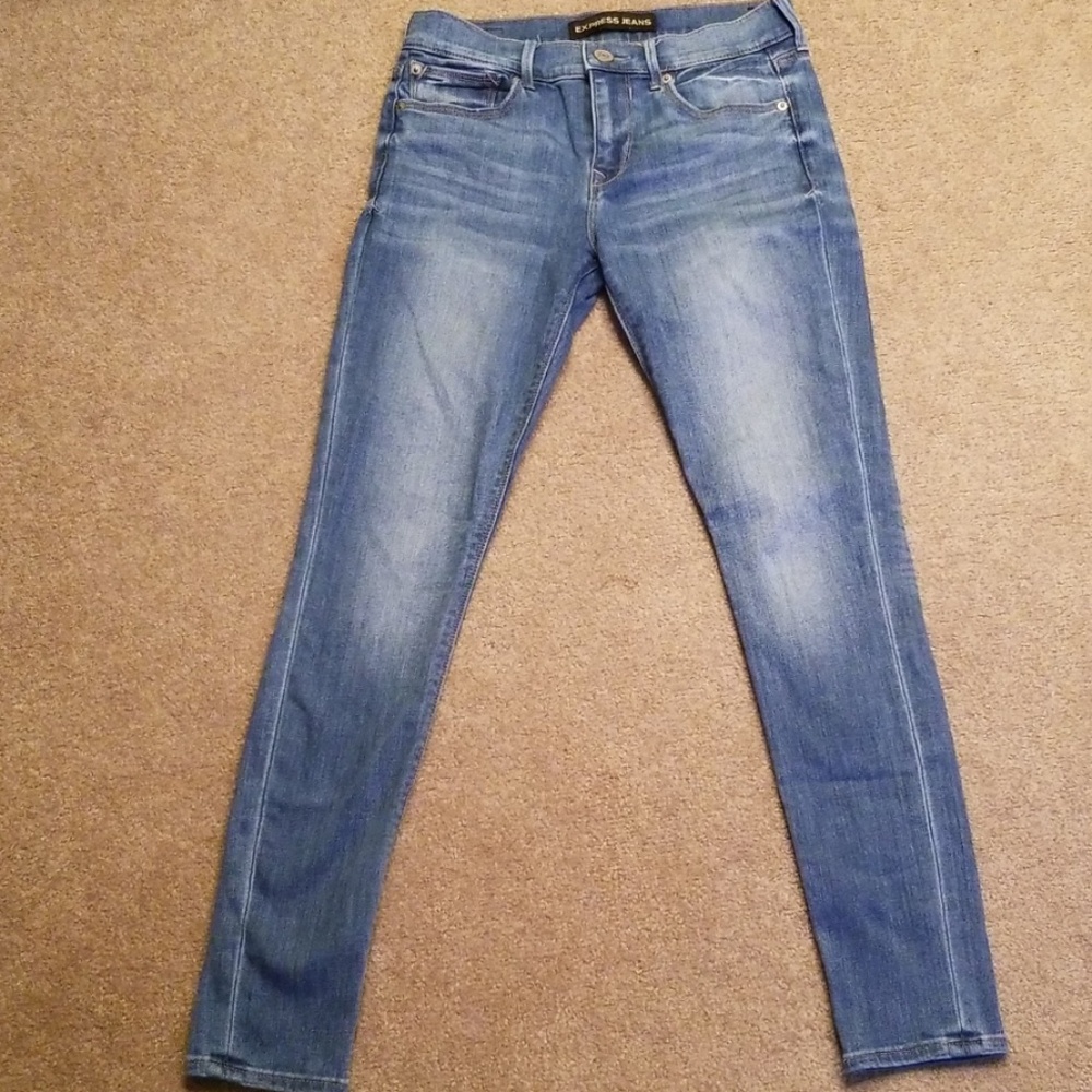 Light to Medium Wash Jeans